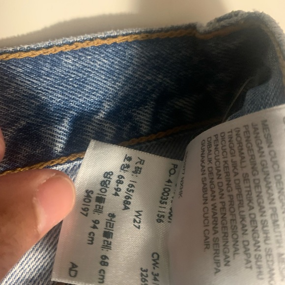 Levi’s Denim Skirt! Size 27 - Picture 3 of 3